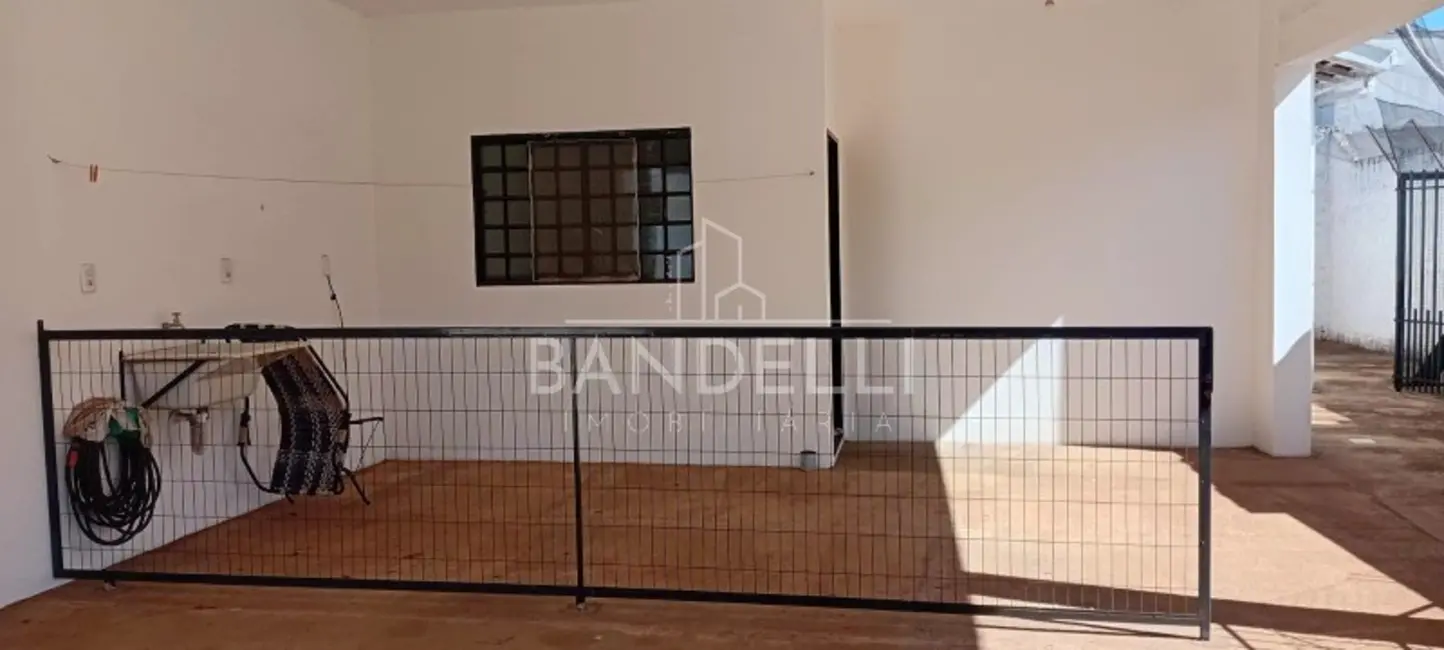 Casa com 2 quartos à venda, 68m2 em Residencial Cambuy, Araraquara - SP - imagem 3 Foto 3 de Casa com 2 quartos à venda, 68m2 em Residencial Cambuy, Araraquara - SP