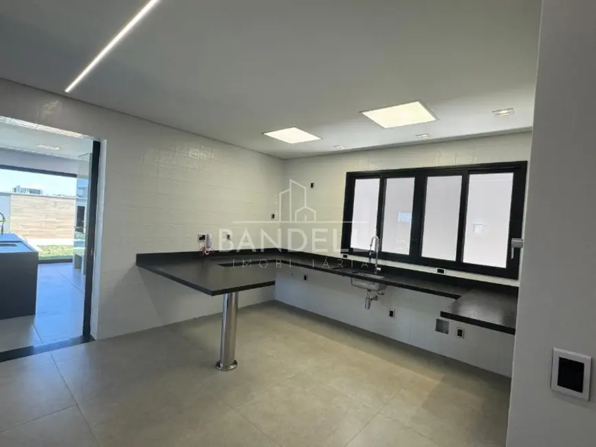 Casa de Condomínio com 3 quartos à venda, 382m2 em Araraquara - SP - imagem 9 Foto 9 de Casa de Condomínio com 3 quartos à venda, 382m2 em Araraquara - SP