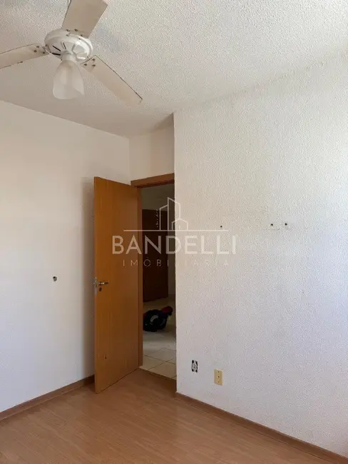 Foto 8 de Apartamento com 2 quartos à venda, 43m2 em Araraquara - SP