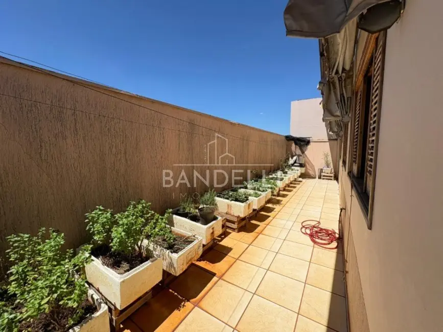 Foto 8 de Casa com 3 quartos à venda, 210m2 em Jardim América (Vila Xavier), Araraquara - SP