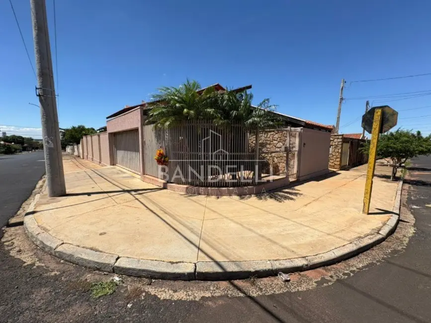 Foto 3 de Casa com 3 quartos à venda, 210m2 em Jardim América (Vila Xavier), Araraquara - SP