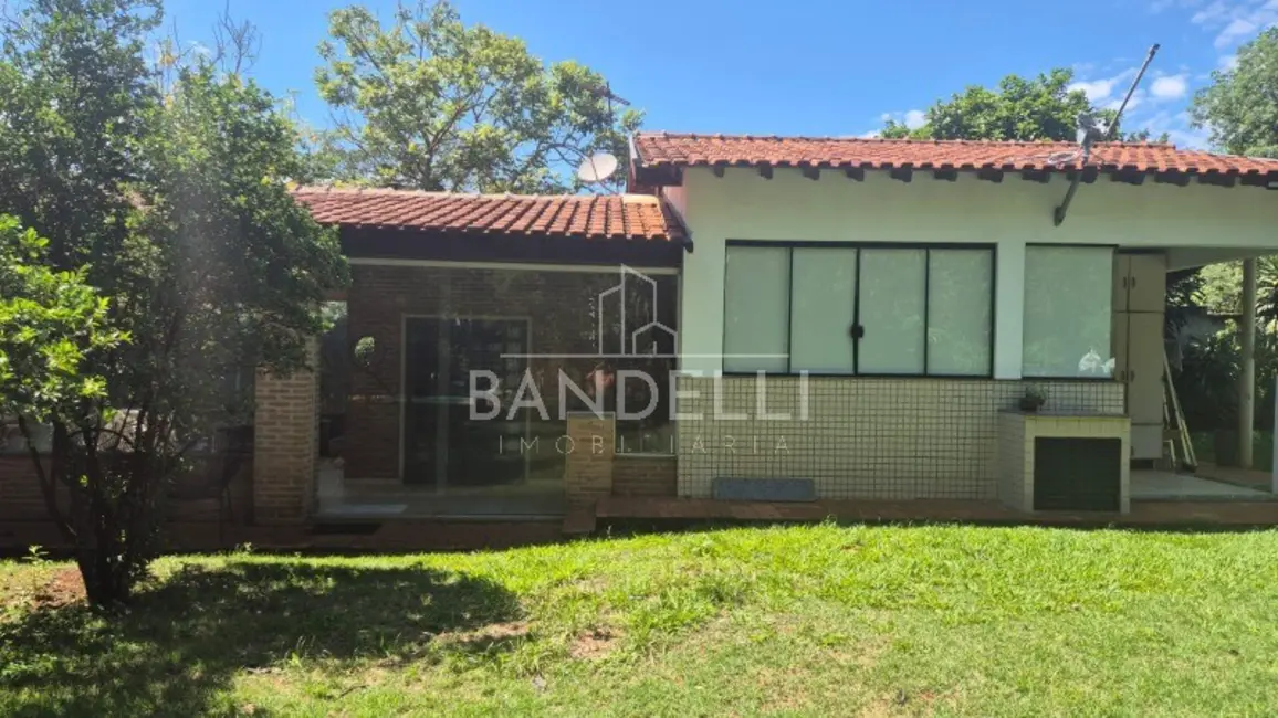 Chácara com 4 quartos à venda, 218m2 em Chácara Flora Araraquara, Araraquara - SP - imagem 3 Foto 3 de Chácara com 4 quartos à venda, 218m2 em Chácara Flora Araraquara, Araraquara - SP