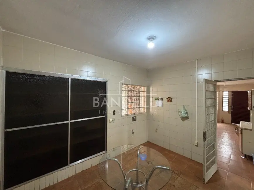 Foto 8 de Casa com 2 quartos à venda, 145m2 em Centro, Araraquara - SP