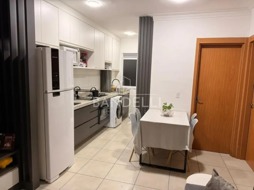 Foto 3 de Apartamento com 2 quartos à venda, 43m2 em Campos Ville, Araraquara - SP