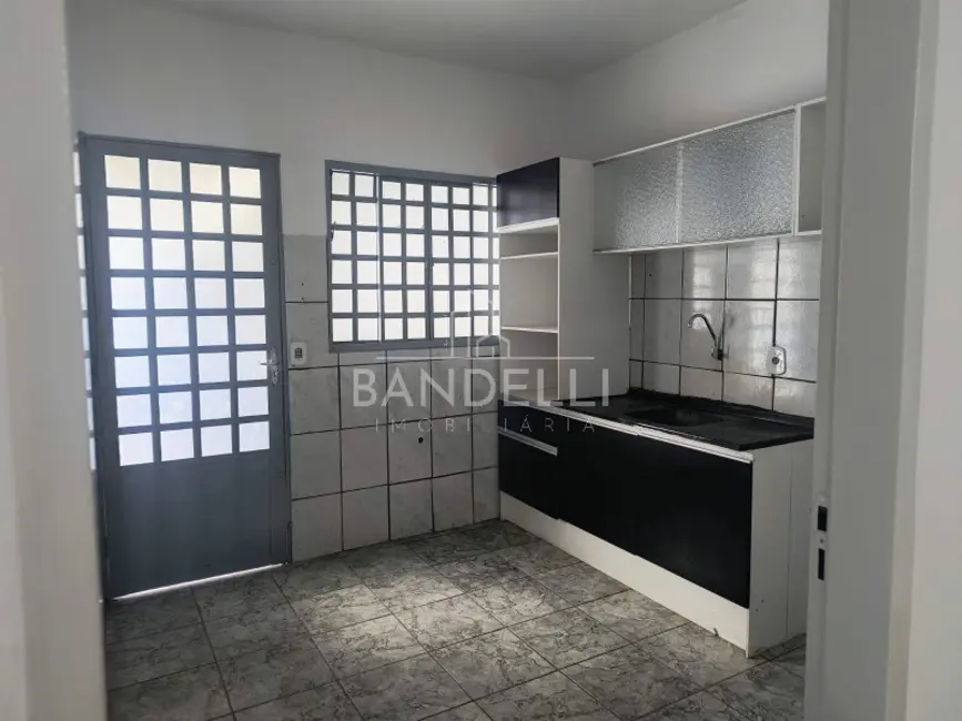 Foto 4 de Casa com 2 quartos à venda, 115m2 em Jardim Victório Antônio de Santi II, Araraquara - SP