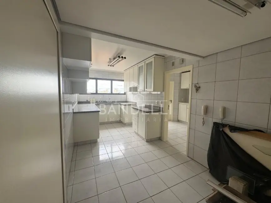 Foto 6 de Apartamento com 4 quartos à venda, 258m2 em Centro, Araraquara - SP