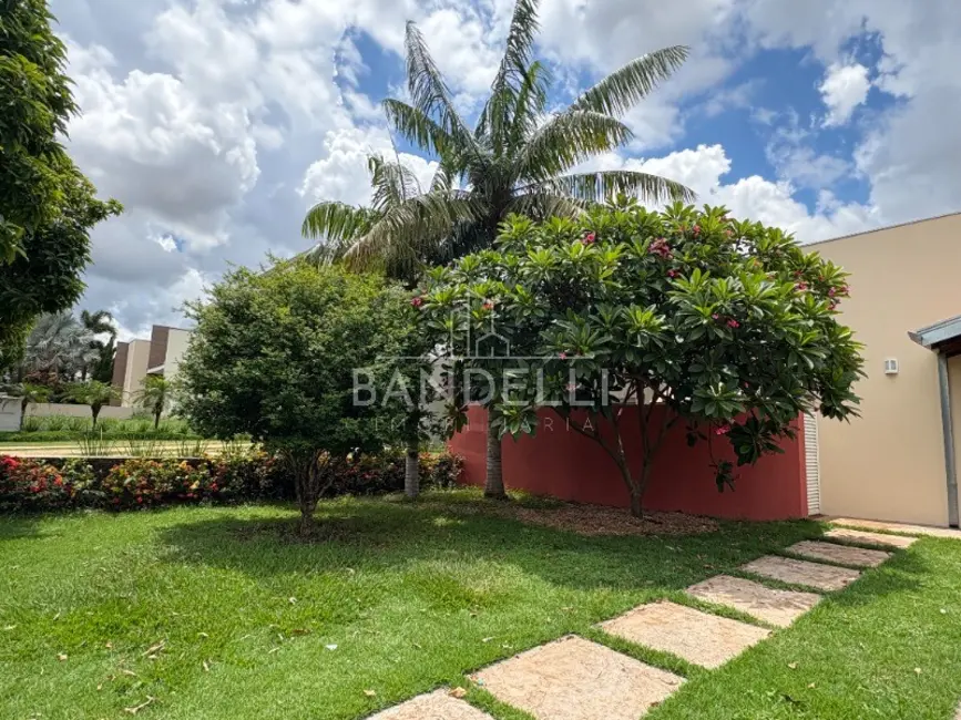 Foto 5 de Casa de Condomínio com 3 quartos à venda e para alugar, 235m2 em Jardim Magnólias II, Araraquara - SP