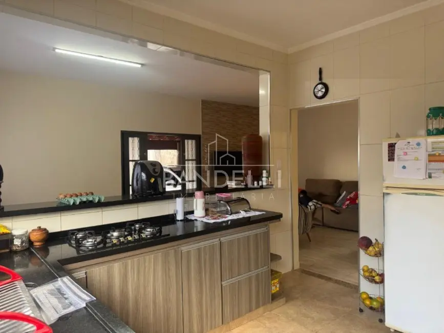 Foto 7 de Casa com 3 quartos à venda, 231m2 em Jardim Maria Luiza, Araraquara - SP