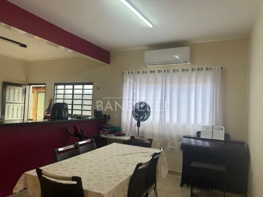 Foto 4 de Casa com 3 quartos à venda, 231m2 em Jardim Maria Luiza, Araraquara - SP