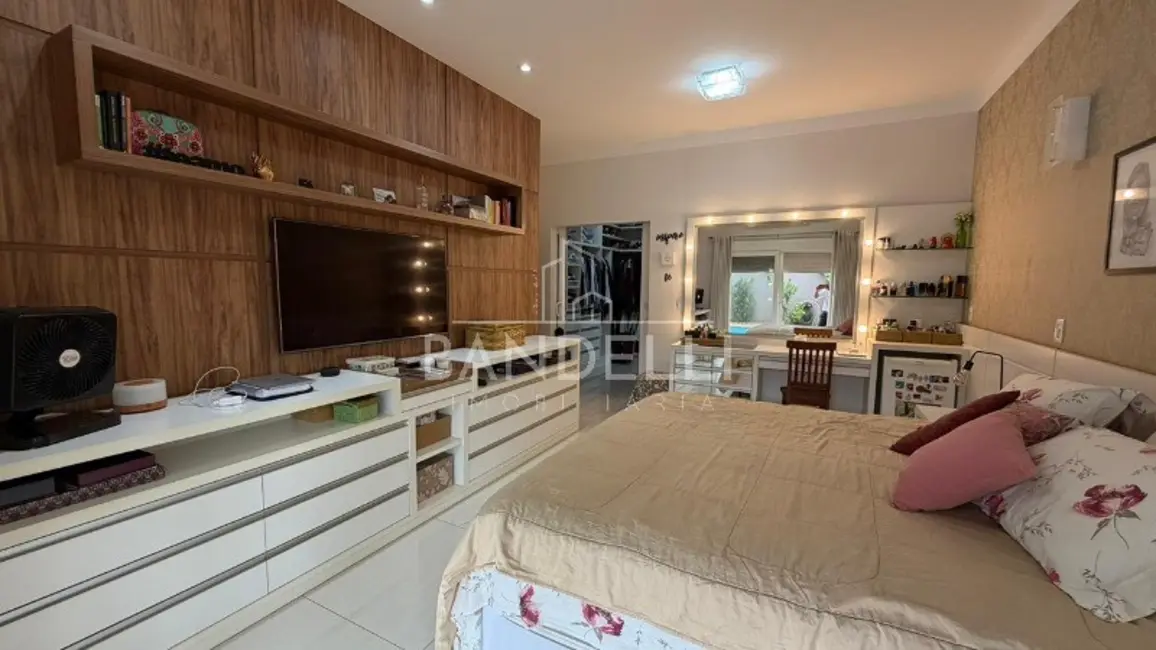 Foto 4 de Casa de Condomínio com 5 quartos à venda e para alugar, 370m2 em Portal das Araucárias, Araraquara - SP