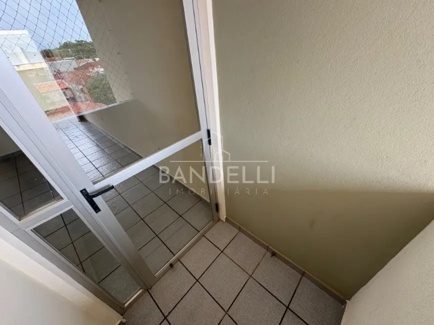 Apartamento com 1 quarto para alugar, 27m2 em Jardim das Roseiras, Araraquara - SP - imagem 8 Foto 8 de Apartamento com 1 quarto para alugar, 27m2 em Jardim das Roseiras, Araraquara - SP