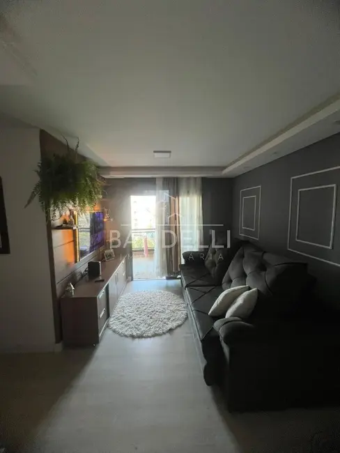 Apartamento com 3 quartos à venda e para alugar, 72m2 em Vila Ferroviária, Araraquara - SP - imagem 2 Foto 2 de Apartamento com 3 quartos à venda e para alugar, 72m2 em Vila Ferroviária, Araraquara - SP