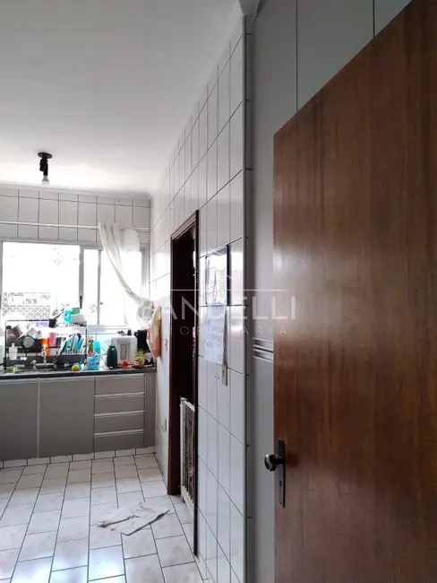 Foto 4 de Apartamento com 2 quartos à venda, 91m2 em Jardim Tinen, Araraquara - SP