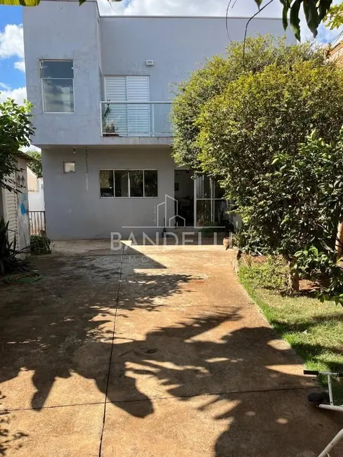 Casa com 2 quartos à venda, 120m2 em Jardim Santa Angelina, Araraquara - SP - imagem 2 Foto 2 de Casa com 2 quartos à venda, 120m2 em Jardim Santa Angelina, Araraquara - SP