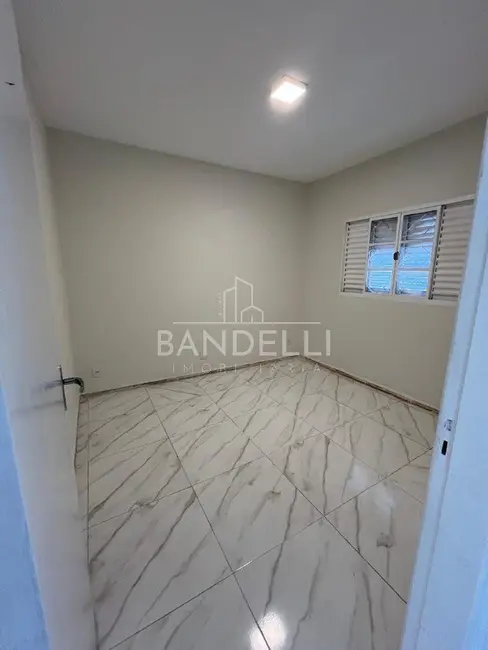 Casa com 2 quartos à venda, 120m2 em Jardim Santa Angelina, Araraquara - SP - imagem 9 Foto 9 de Casa com 2 quartos à venda, 120m2 em Jardim Santa Angelina, Araraquara - SP