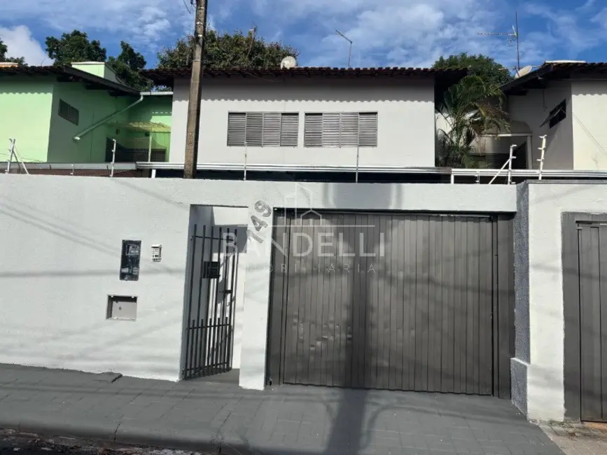 Casa com 3 quartos à venda, 142m2 em Vila Furlan, Araraquara - SP - imagem 1 Foto 1 de Casa com 3 quartos à venda, 142m2 em Vila Furlan, Araraquara - SP