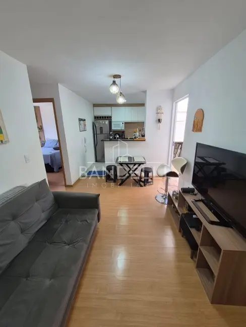 Foto 4 de Apartamento com 2 quartos à venda, 39m2 em Jardim Botânico, Araraquara - SP