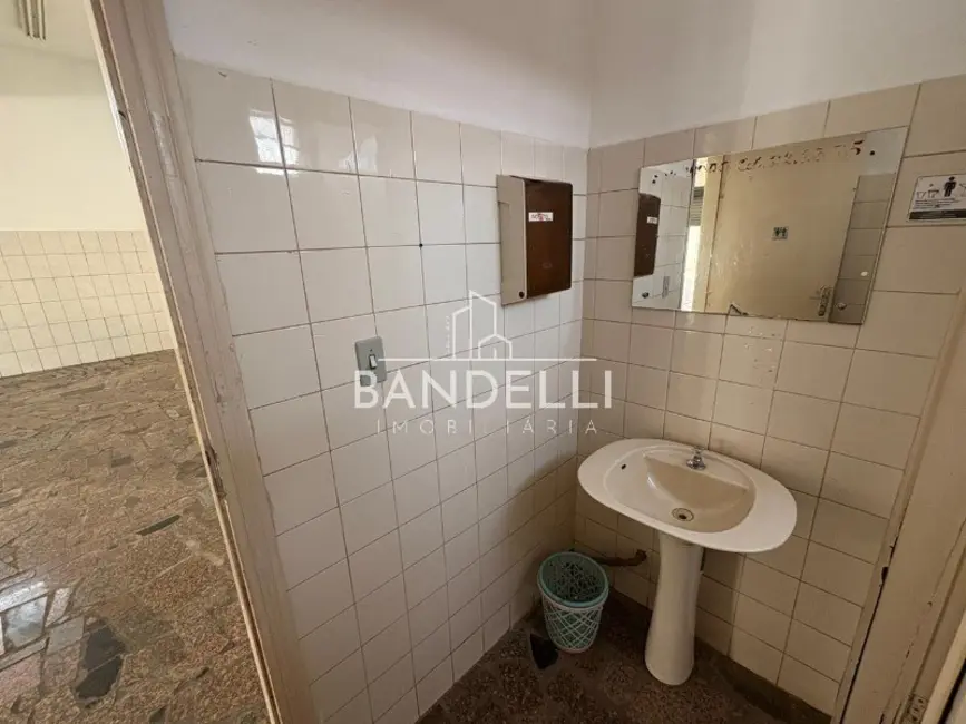 Foto 9 de Sala Comercial para alugar, 133m2 em Jardim Floridiana (Vila Xavier), Araraquara - SP