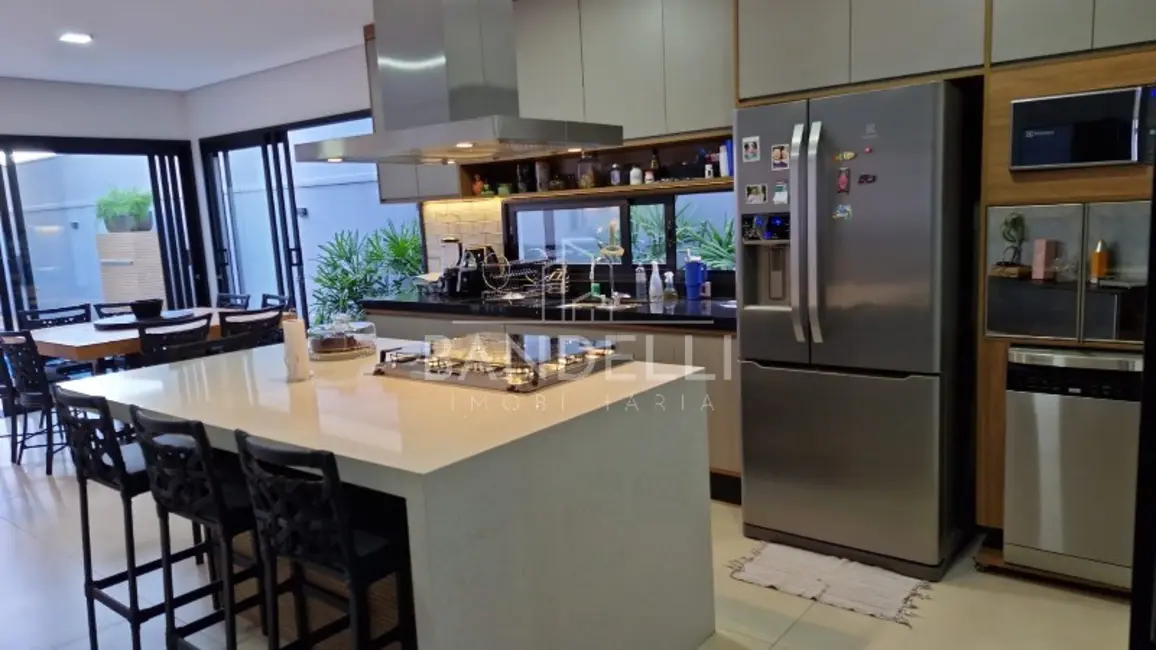 Foto 8 de Casa de Condomínio com 4 quartos à venda, 274m2 em Araraquara - SP