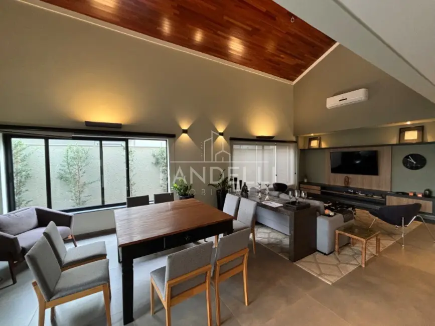 Foto 2 de Casa de Condomínio com 3 quartos à venda e para alugar, 272m2 em Condomínio Quinta das Tipuanas, Araraquara - SP