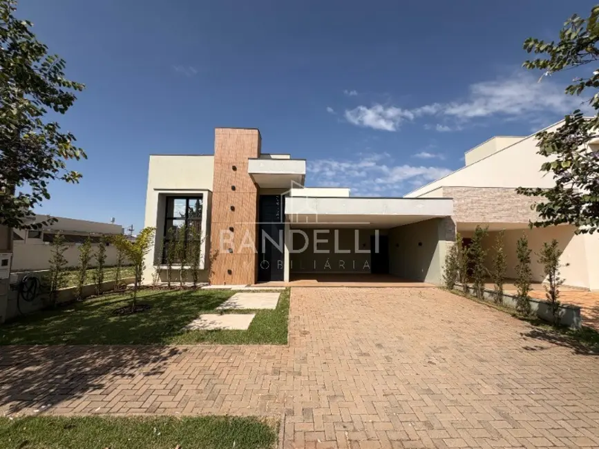 Foto 1 de Casa de Condomínio com 3 quartos à venda e para alugar, 165m2 em Residencial Village Damha III, Araraquara - SP
