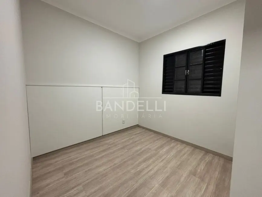 Casa com 2 quartos à venda, 80m2 em Parque Igaçaba, Araraquara - SP - imagem 8 Foto 8 de Casa com 2 quartos à venda, 80m2 em Parque Igaçaba, Araraquara - SP