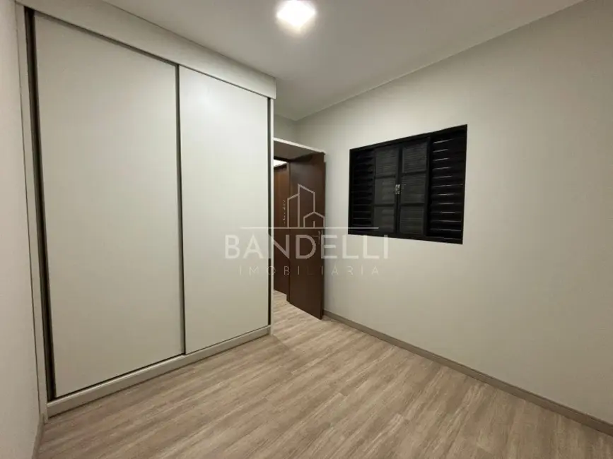 Casa com 2 quartos à venda, 80m2 em Parque Igaçaba, Araraquara - SP - imagem 9 Foto 9 de Casa com 2 quartos à venda, 80m2 em Parque Igaçaba, Araraquara - SP