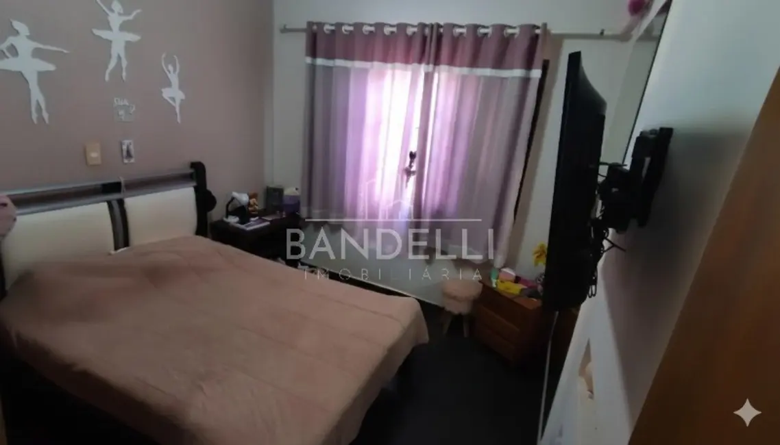 Foto 7 de Casa com 3 quartos à venda, 169m2 em Parque Laranjeiras, Araraquara - SP