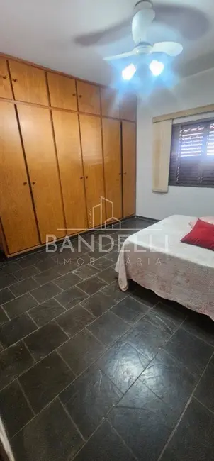 Foto 4 de Casa com 3 quartos à venda, 169m2 em Parque Laranjeiras, Araraquara - SP