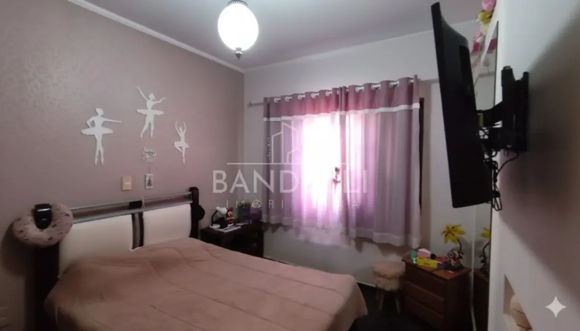 Foto 9 de Casa com 3 quartos à venda, 169m2 em Parque Laranjeiras, Araraquara - SP
