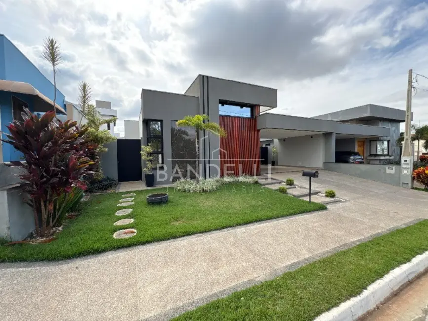 Foto 2 de Casa de Condomínio com 3 quartos à venda, 170m2 em Condomínio Buona Vita, Araraquara - SP