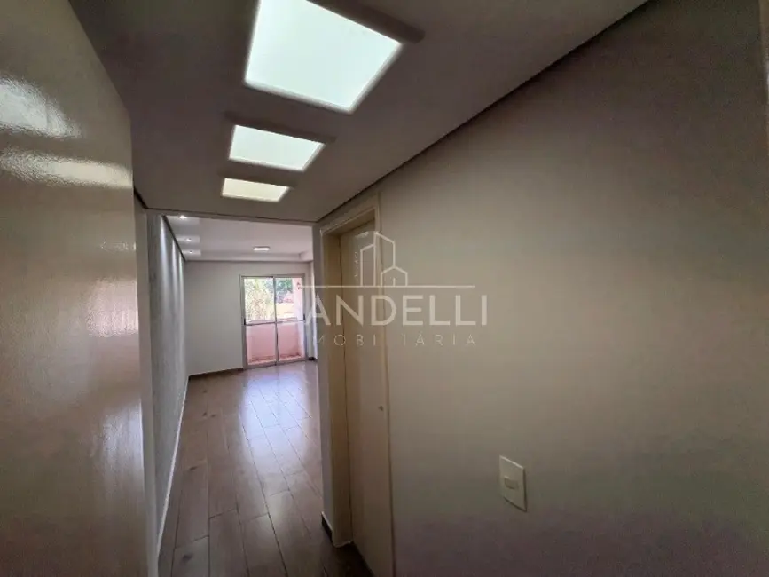 Foto 2 de Apartamento com 3 quartos à venda e para alugar, 97m2 em Vila Melhado, Araraquara - SP