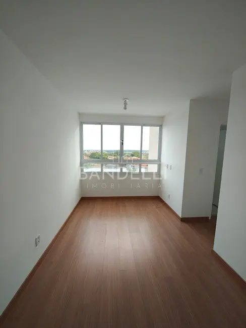 Foto 4 de Apartamento com 2 quartos à venda, 48m2 em Araraquara - SP