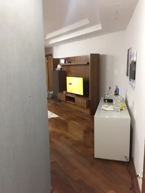 Apartamento com 3 quartos à venda, 233m2 em Centro, Araraquara - SP - imagem 5 Foto 5 de Apartamento com 3 quartos à venda, 233m2 em Centro, Araraquara - SP