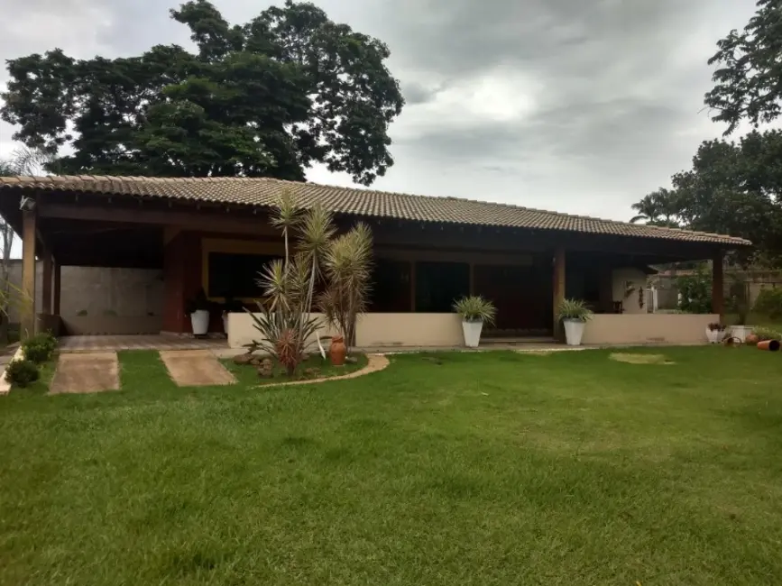 Chácara com 1 quarto à venda, 172m2 em Araraquara - SP - imagem 3 Foto 3 de Chácara com 1 quarto à venda, 172m2 em Araraquara - SP