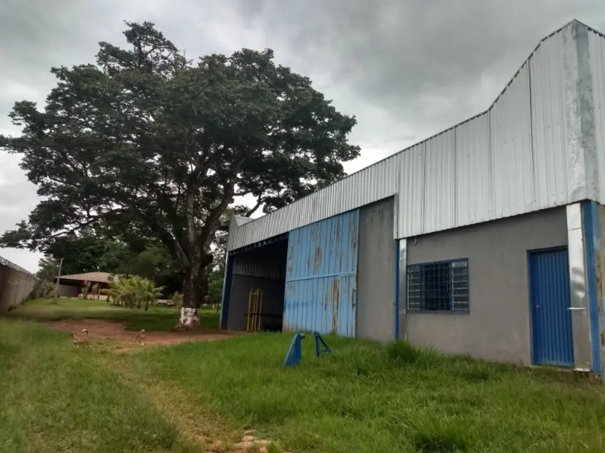 Chácara com 1 quarto à venda, 172m2 em Araraquara - SP - imagem 4 Foto 4 de Chácara com 1 quarto à venda, 172m2 em Araraquara - SP