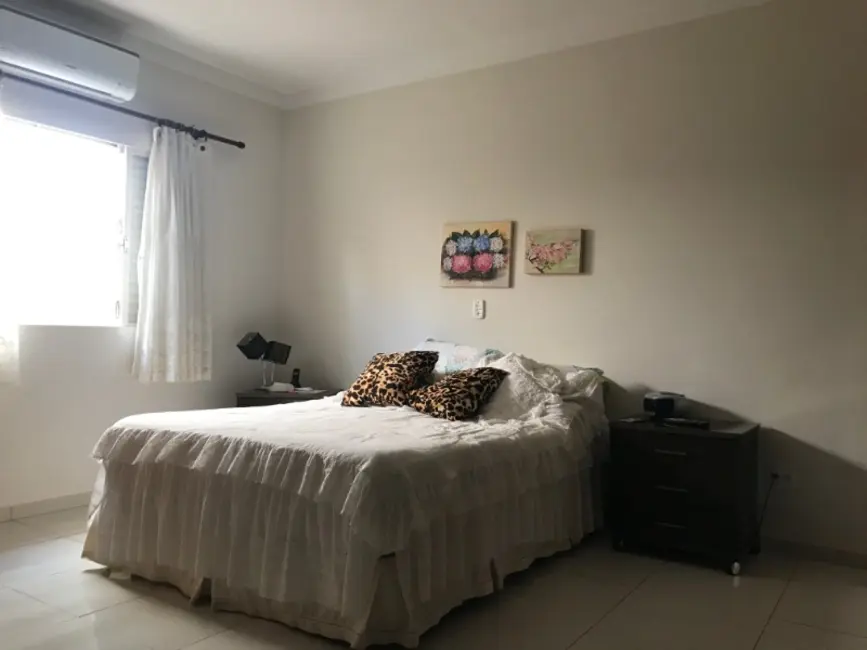 Casa com 3 quartos à venda, 348m2 em Vila Harmonia, Araraquara - SP - imagem 7 Foto 7 de Casa com 3 quartos à venda, 348m2 em Vila Harmonia, Araraquara - SP