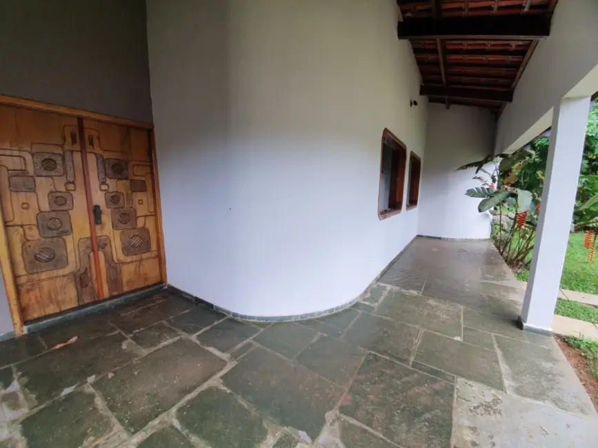 Casa com 3 quartos à venda, 470m2 em Jardim Vale das Rosas, Araraquara - SP - imagem 1 Foto 1 de Casa com 3 quartos à venda, 470m2 em Jardim Vale das Rosas, Araraquara - SP