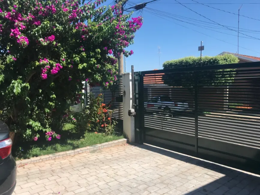 Casa com 3 quartos à venda, 194m2 em Vila José Bonifácio, Araraquara - SP - imagem 6 Foto 6 de Casa com 3 quartos à venda, 194m2 em Vila José Bonifácio, Araraquara - SP