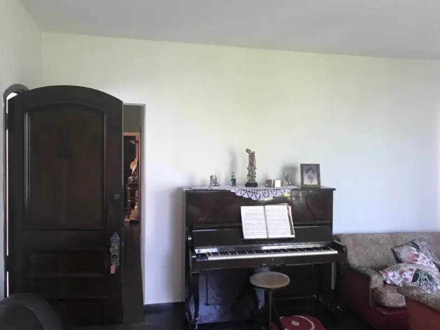 Casa com 3 quartos à venda, 194m2 em Vila José Bonifácio, Araraquara - SP - imagem 9 Foto 9 de Casa com 3 quartos à venda, 194m2 em Vila José Bonifácio, Araraquara - SP