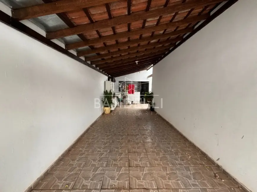 Foto 2 de Sala Comercial com 1 quarto à venda, 121m2 em Jardim Santa Angelina, Araraquara - SP