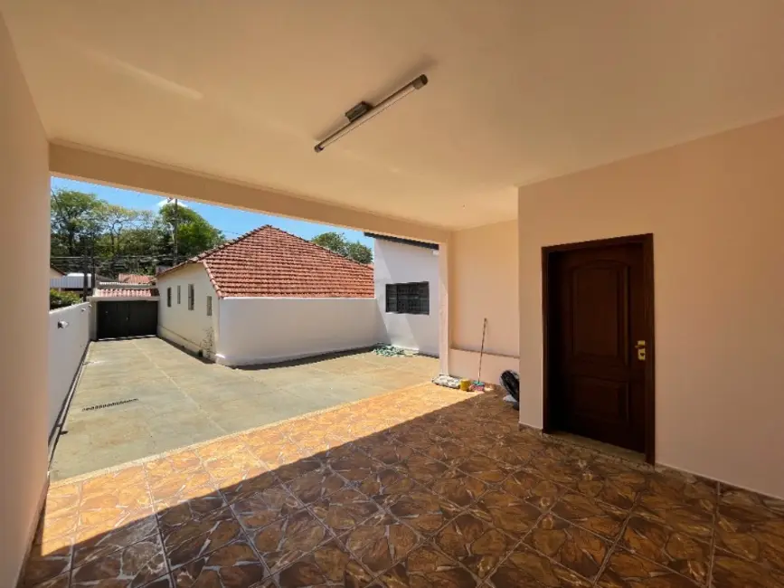 Casa com 6 quartos à venda, 269m2 em Vila José Bonifácio, Araraquara - SP - imagem 5 Foto 5 de Casa com 6 quartos à venda, 269m2 em Vila José Bonifácio, Araraquara - SP