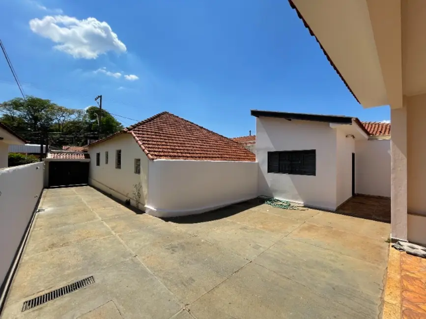 Casa com 6 quartos à venda, 269m2 em Vila José Bonifácio, Araraquara - SP - imagem 4 Foto 4 de Casa com 6 quartos à venda, 269m2 em Vila José Bonifácio, Araraquara - SP