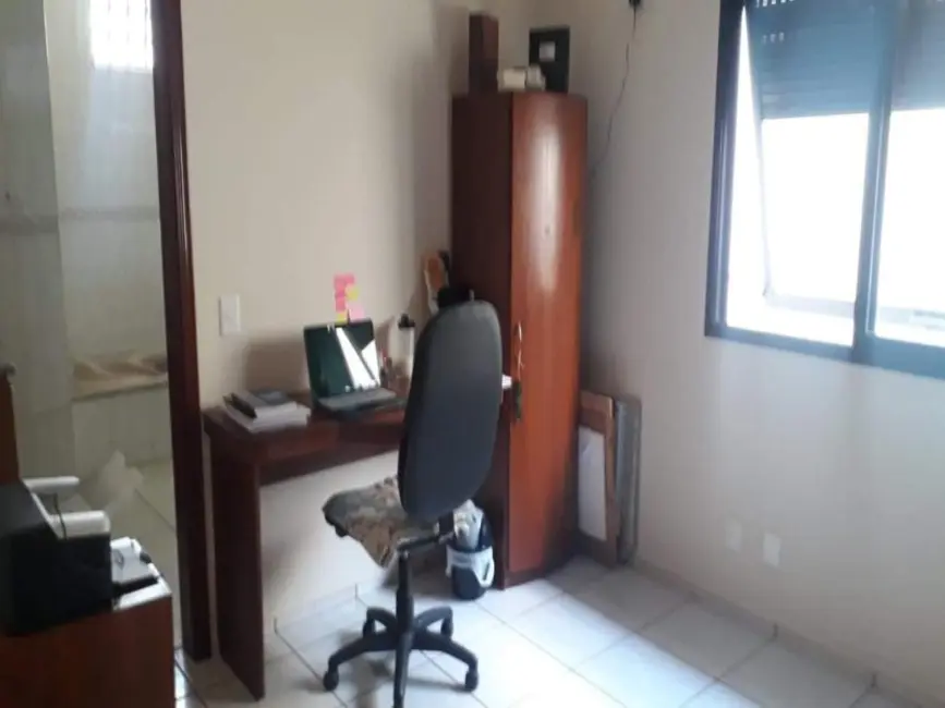 Casa com 3 quartos à venda, 398m2 em Vila José Bonifácio, Araraquara - SP - imagem 7 Foto 7 de Casa com 3 quartos à venda, 398m2 em Vila José Bonifácio, Araraquara - SP