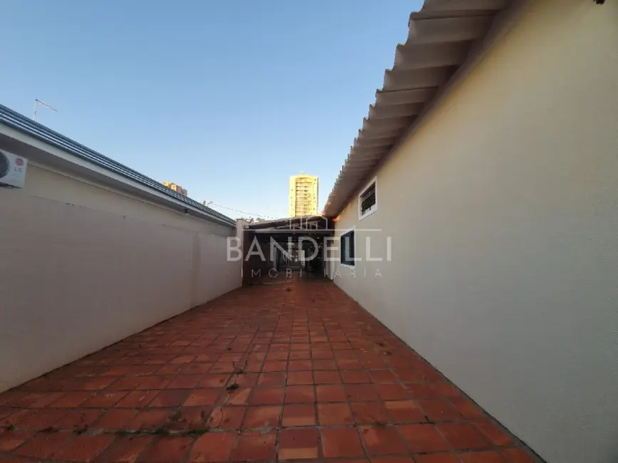 Casa com 3 quartos à venda, 273m2 em Centro, Araraquara - SP - imagem 9 Foto 9 de Casa com 3 quartos à venda, 273m2 em Centro, Araraquara - SP