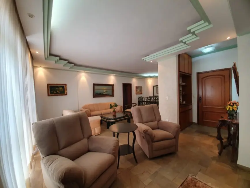Apartamento com 3 quartos à venda, 268m2 em Centro, Araraquara - SP - imagem 8 Foto 8 de Apartamento com 3 quartos à venda, 268m2 em Centro, Araraquara - SP