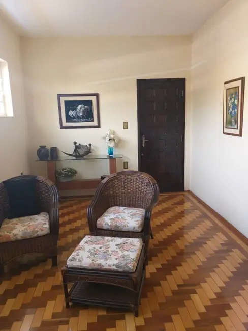 Casa com 3 quartos à venda, 171m2 em Jardim Santa Angelina, Araraquara - SP - imagem 6 Foto 6 de Casa com 3 quartos à venda, 171m2 em Jardim Santa Angelina, Araraquara - SP
