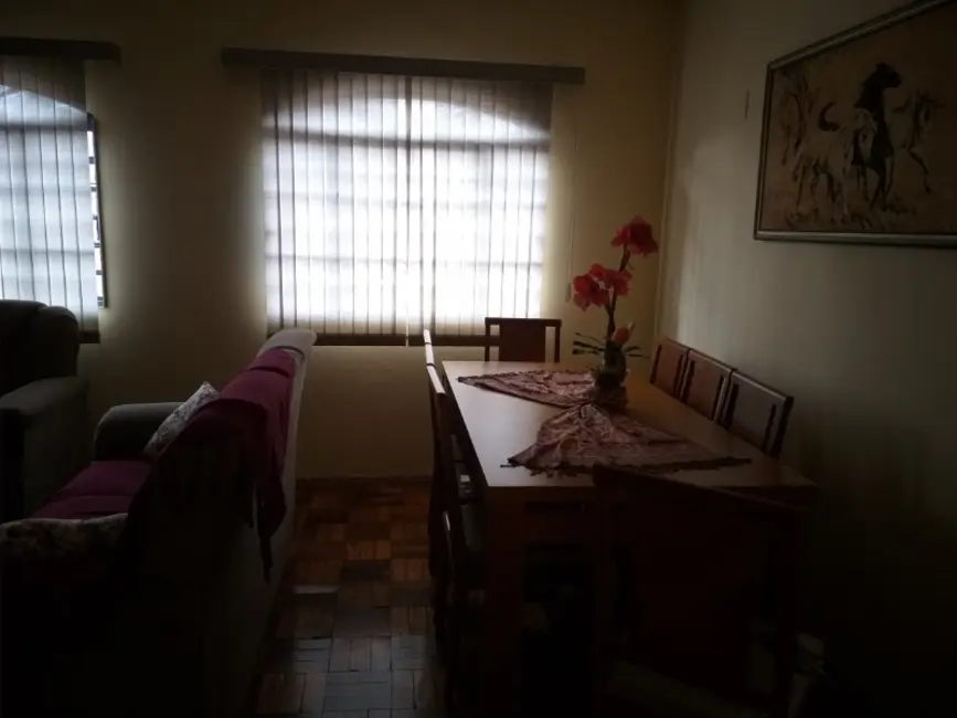 Casa com 3 quartos à venda, 213m2 em Jardim Adalgisa, Araraquara - SP - imagem 9 Foto 9 de Casa com 3 quartos à venda, 213m2 em Jardim Adalgisa, Araraquara - SP