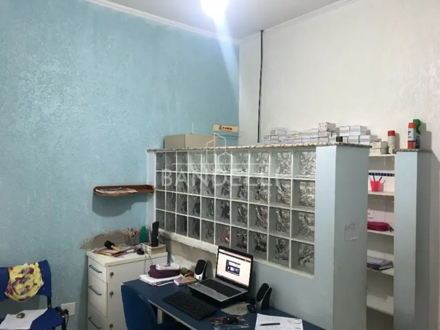 Sala Comercial com 3 quartos à venda e para alugar, 240m2 em Centro, Araraquara - SP - imagem 9 Foto 9 de Sala Comercial com 3 quartos à venda e para alugar, 240m2 em Centro, Araraquara - SP