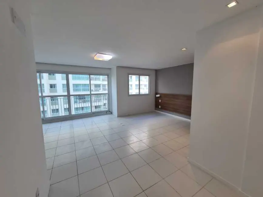 Apartamento com 2 quartos à venda, 63m2 em Jacarepaguá, Rio De Janeiro - RJ - imagem 3 Foto 3 de Apartamento com 2 quartos à venda, 63m2 em Jacarepaguá, Rio De Janeiro - RJ